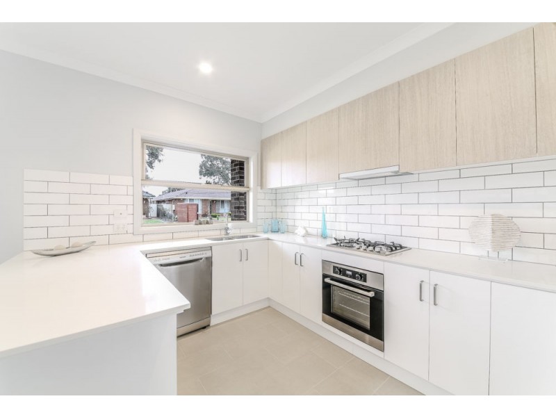 1/16 BEDFORD STREET, Hadfield VIC 3046