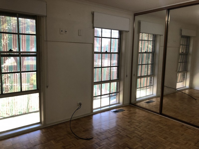 6 THORPDALE AVENUE, Coolaroo VIC 3048