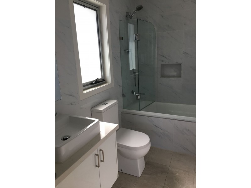 2/44 Bindi Street, Glenroy VIC 3046