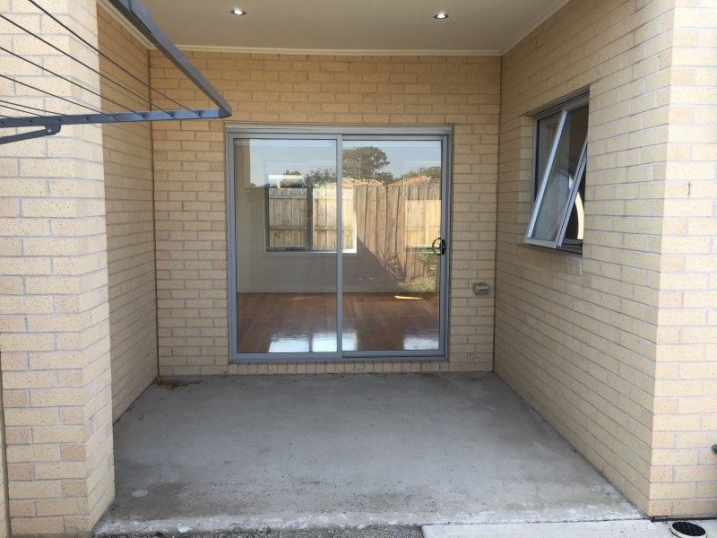 2/44 Bindi Street, Glenroy VIC 3046