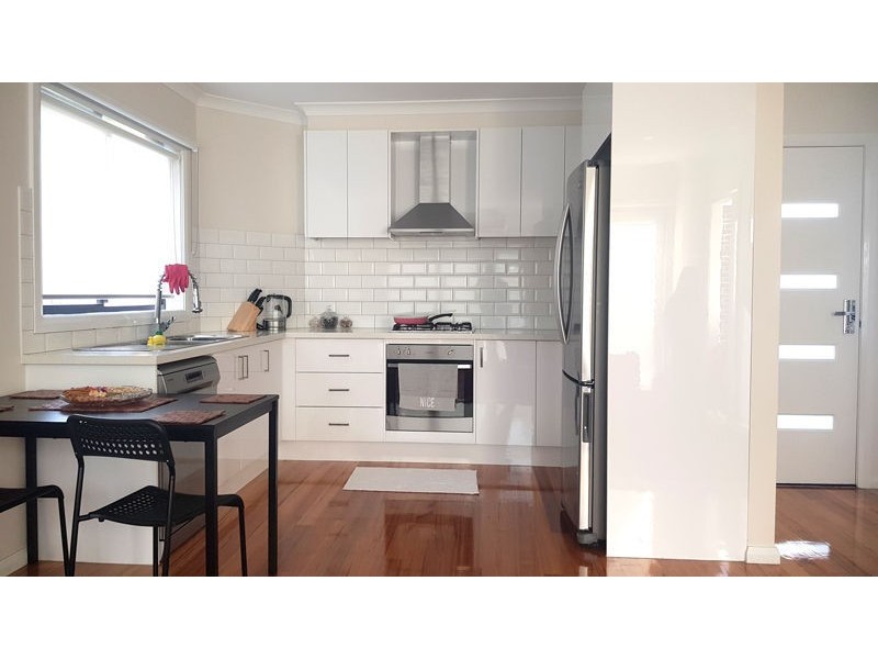 2/37 Valencia Street, Glenroy VIC 3046