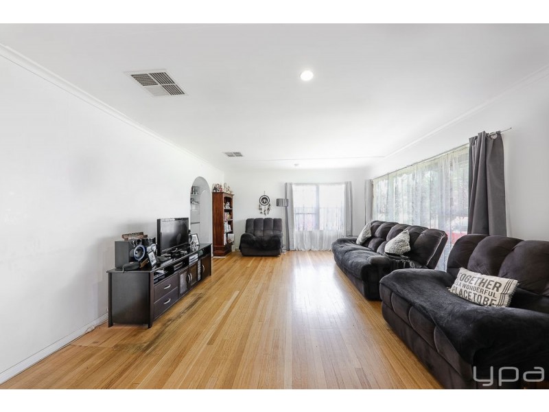 1 Towong Court, Dallas VIC 3047