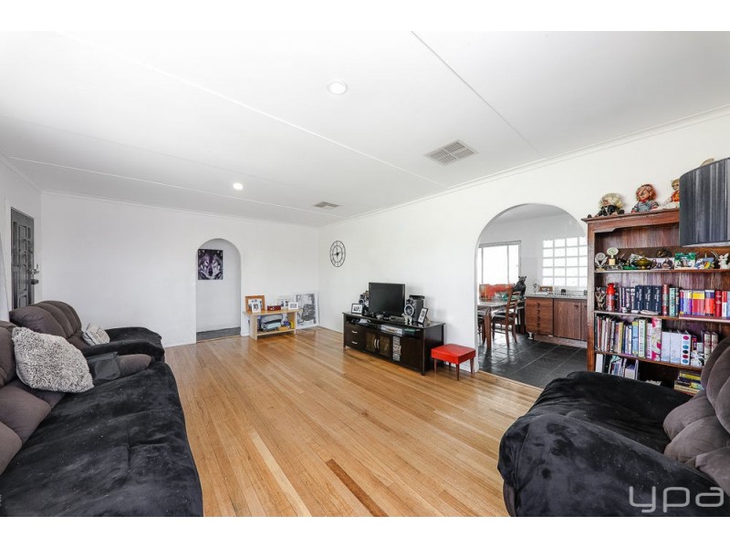 1 Towong Court, Dallas VIC 3047