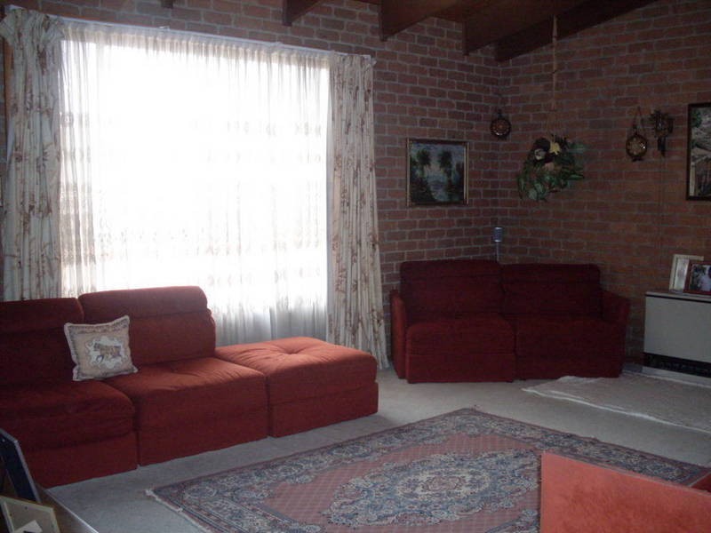 60 Orleans Road, Avondale Heights VIC 3034