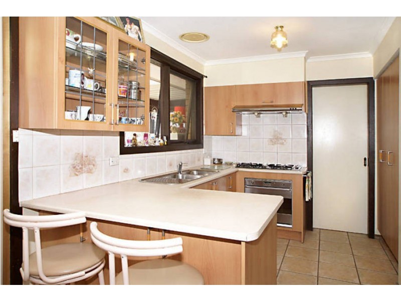 8 Alwyn Court, Keilor East VIC 3033