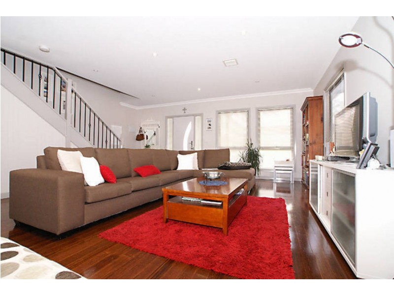 3/2A Snow Street, Keilor Park VIC 3042