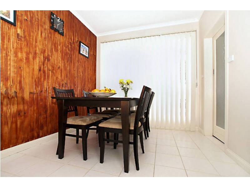 1/93 Fox Street, St Albans VIC 3021