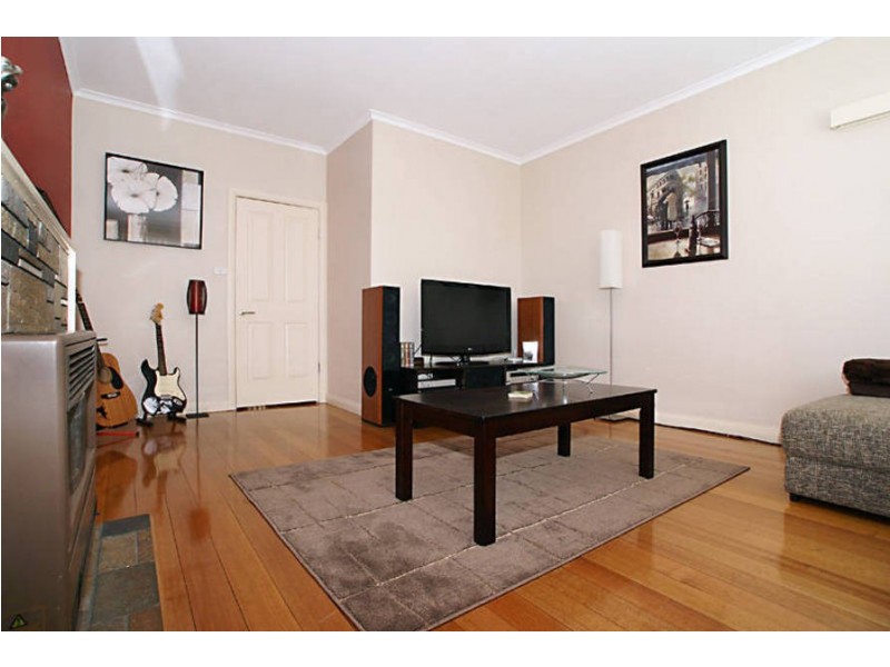 1/93 Fox Street, St Albans VIC 3021