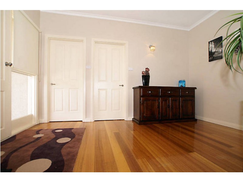 1/93 Fox Street, St Albans VIC 3021