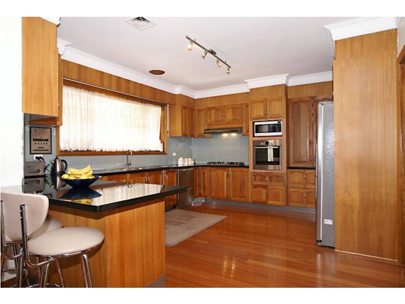 4 Hawthorn Court, Keilor East VIC 3033
