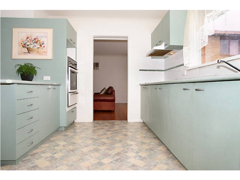 44 Wonganella Dr, Keilor East VIC 3033