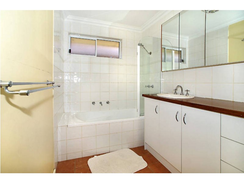 47 Clarendon Street, Avondale Heights VIC 3034