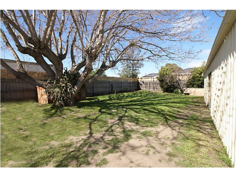 47 Clarendon Street, Avondale Heights VIC 3034