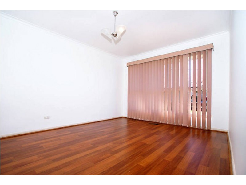 2 Woodbury Court, Avondale Heights VIC 3034