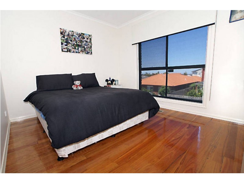 7 Yallop Crt, Keilor East VIC 3033