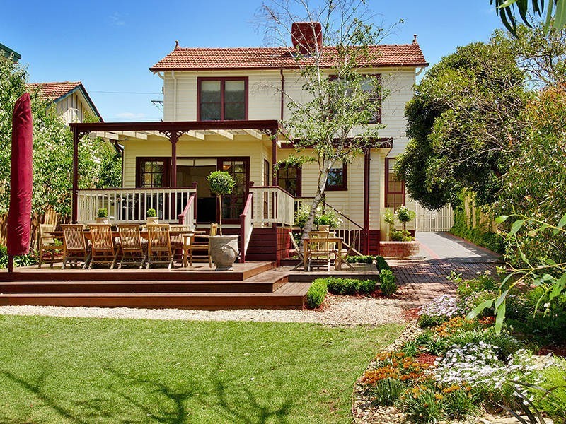 246 Pascoe Vale Road, Essendon VIC 3040