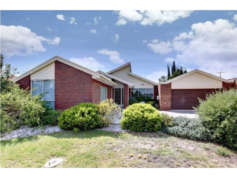 28 Benaud Close, Keilor East VIC 3033