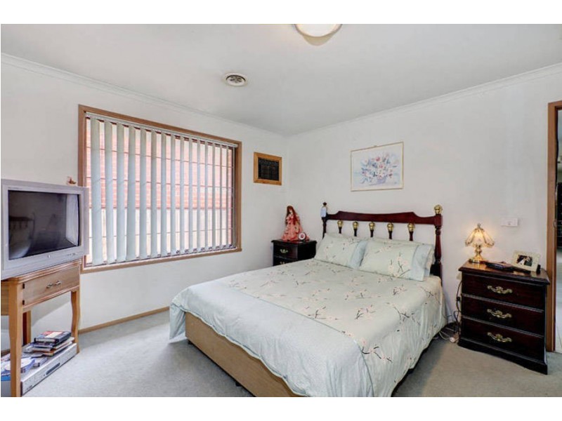 28 Benaud Close, Keilor East VIC 3033