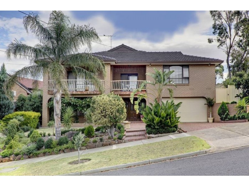 118 Riviera Road, Avondale Heights VIC 3034