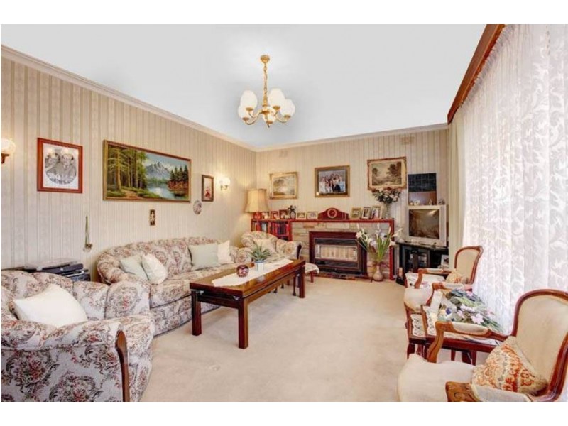 74 Doyle Street, Avondale Heights VIC 3034