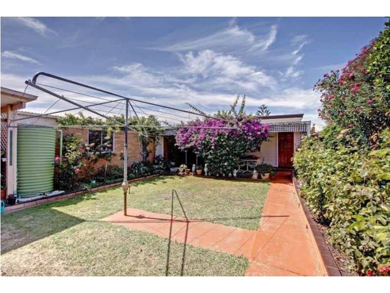 74 Doyle Street, Avondale Heights VIC 3034