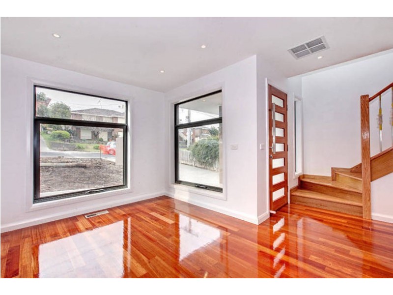 1/61 San Remo Drive, Avondale Heights VIC 3034