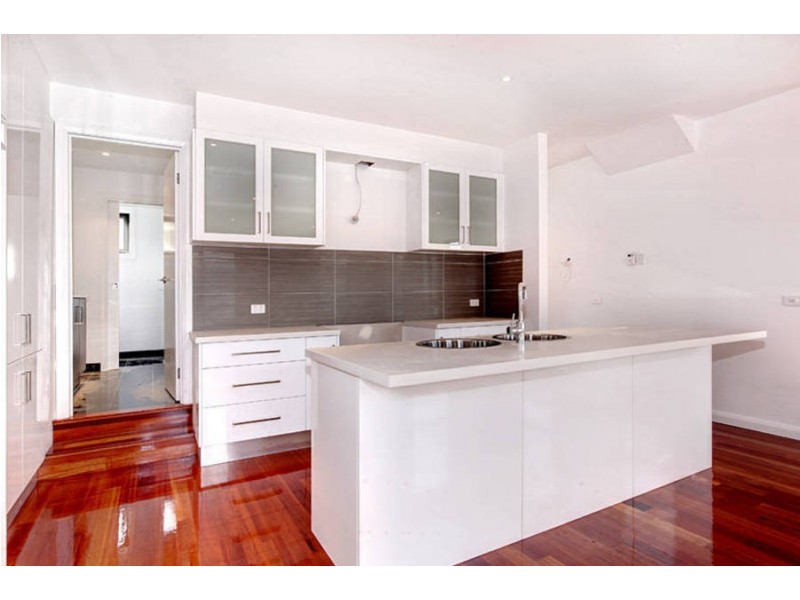 1/61 San Remo Drive, Avondale Heights VIC 3034