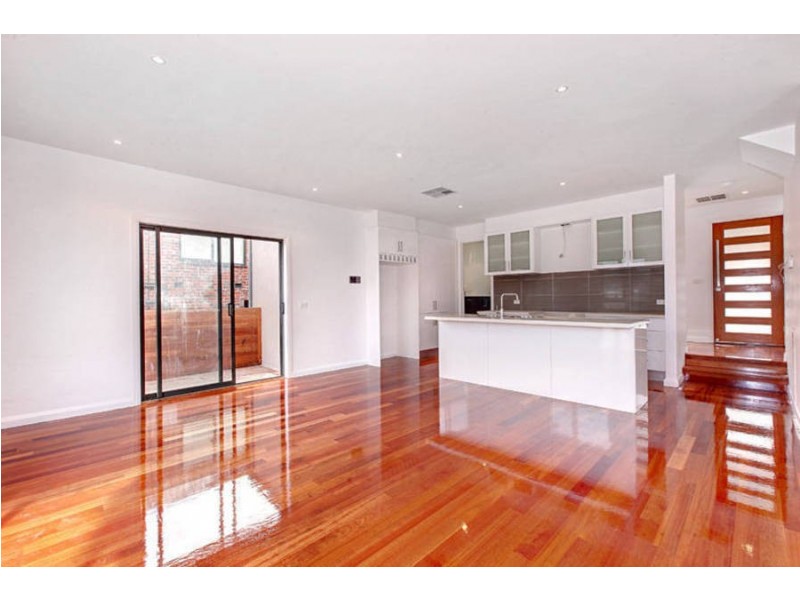 1/61 San Remo Drive, Avondale Heights VIC 3034