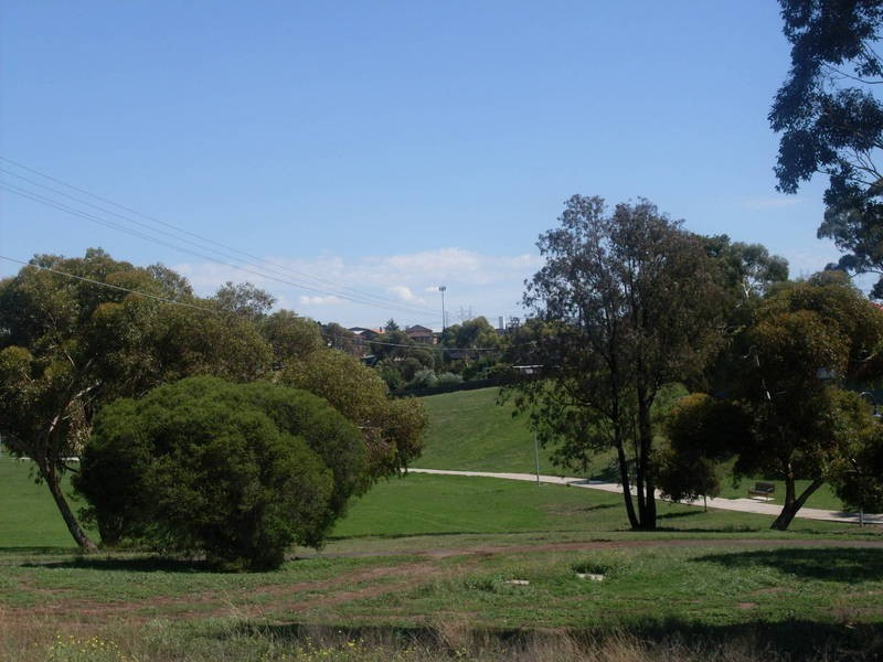 50 A Laurence Av, Airport West VIC 3042
