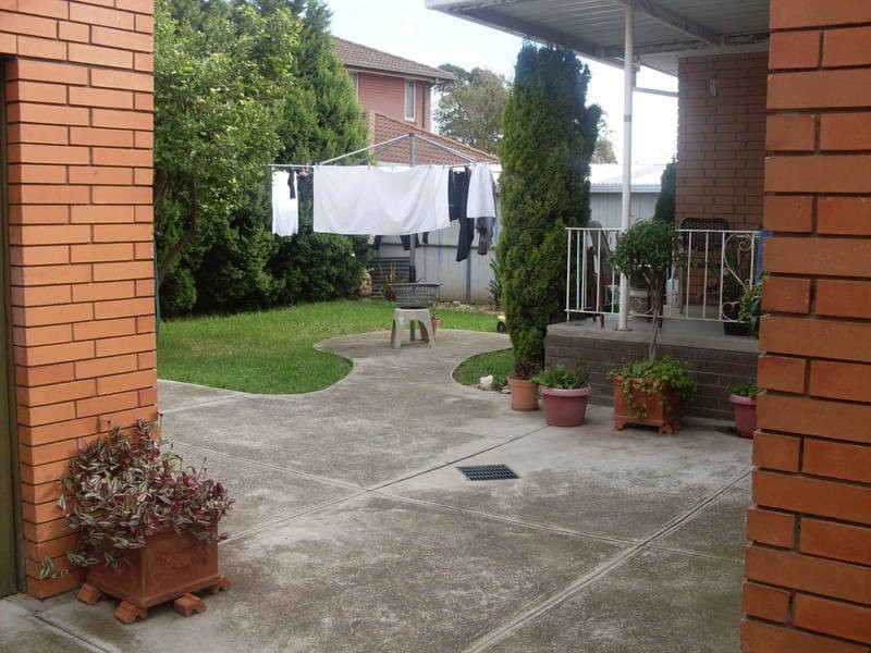 11 Sterling Drive, Keilor East VIC 3033