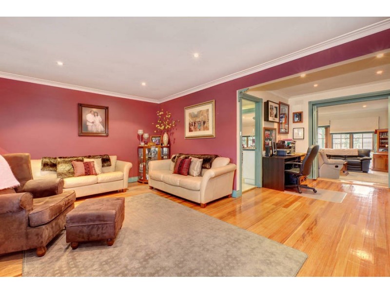 19 Jeffrey Street, Keilor East VIC 3033