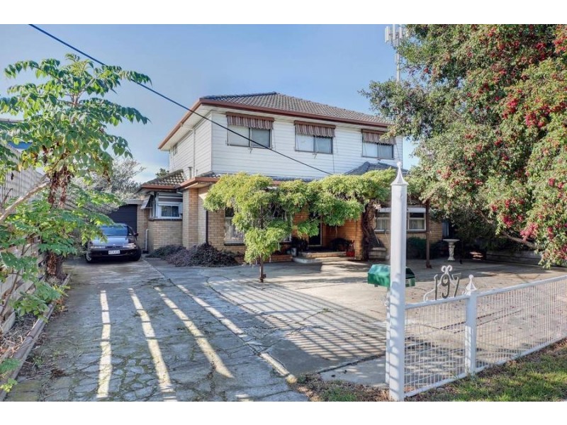 197 Roberts Road, Airport West VIC 3042
