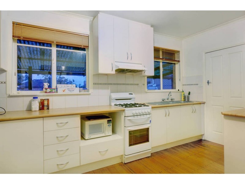 9A Rogerson Street, Avondale Heights VIC 3034