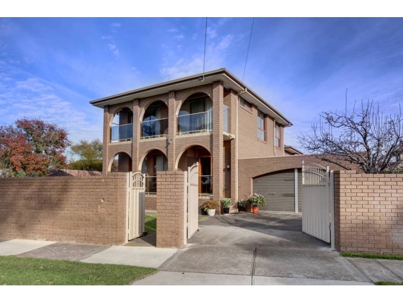 1 West Gateway, Keilor East VIC 3033