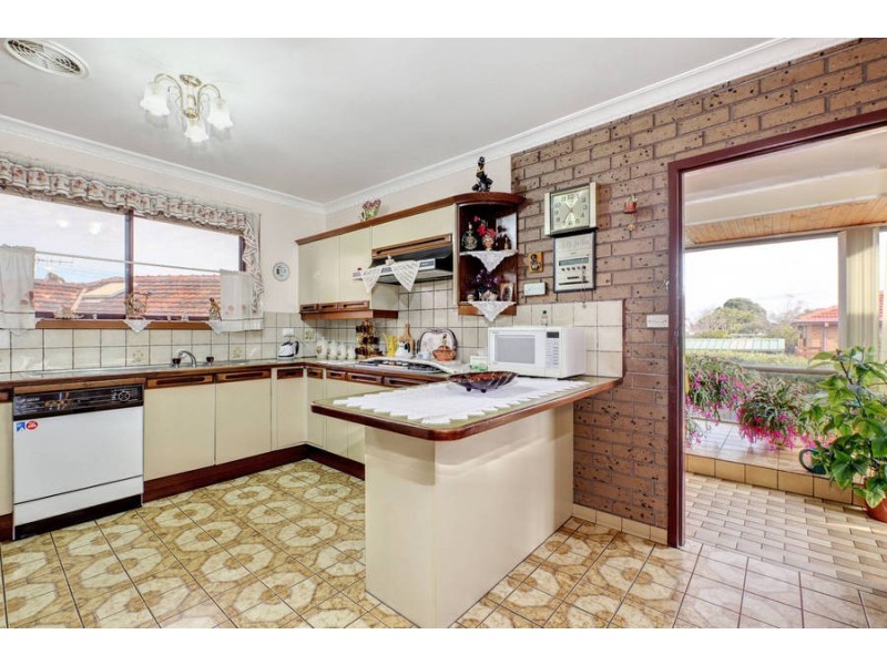 1 West Gateway, Keilor East VIC 3033