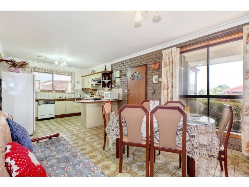 1 West Gateway, Keilor East VIC 3033