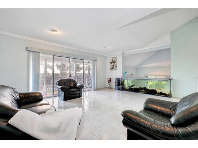 36 Southgate Way, Avondale Heights VIC 3034