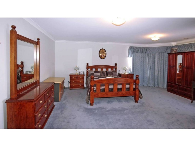 12 Cooinda Close, Burnside VIC 3023