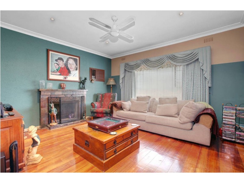 118 Marshall Rd, Airport West VIC 3042