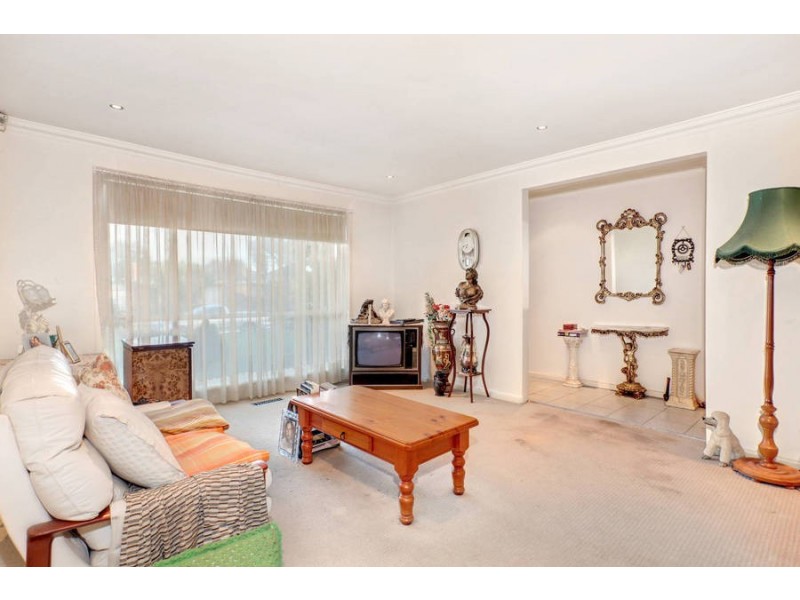 1/19 Neville Street, Keilor East VIC 3033