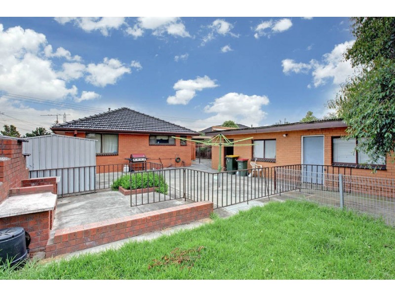 58 Lincoln Drive, Keilor East VIC 3033