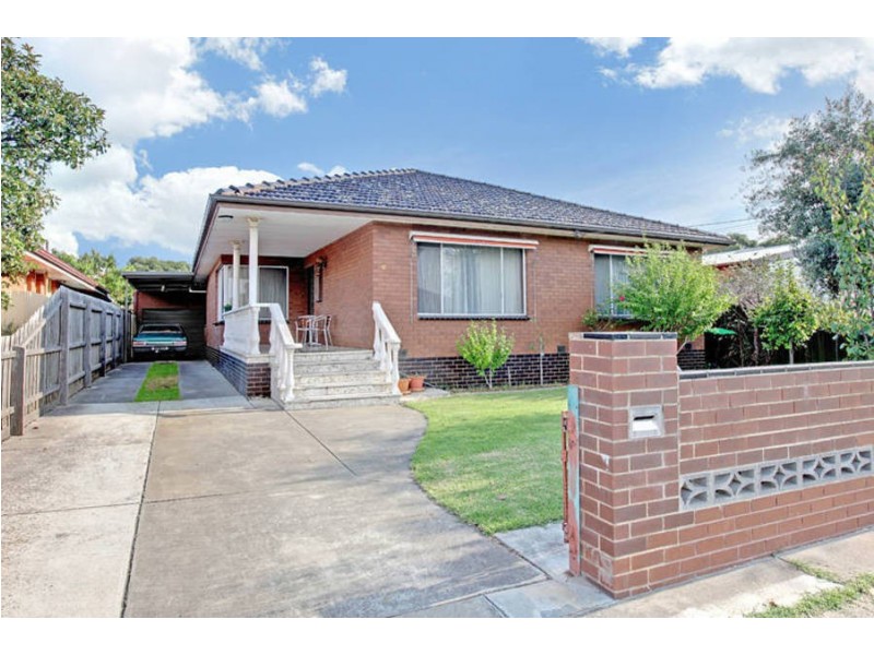 39 Lauricella Ave, Keilor East VIC 3033