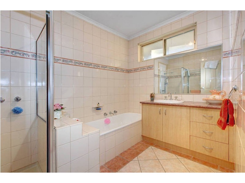 3 Lachlan Court, Keilor Park VIC 3042