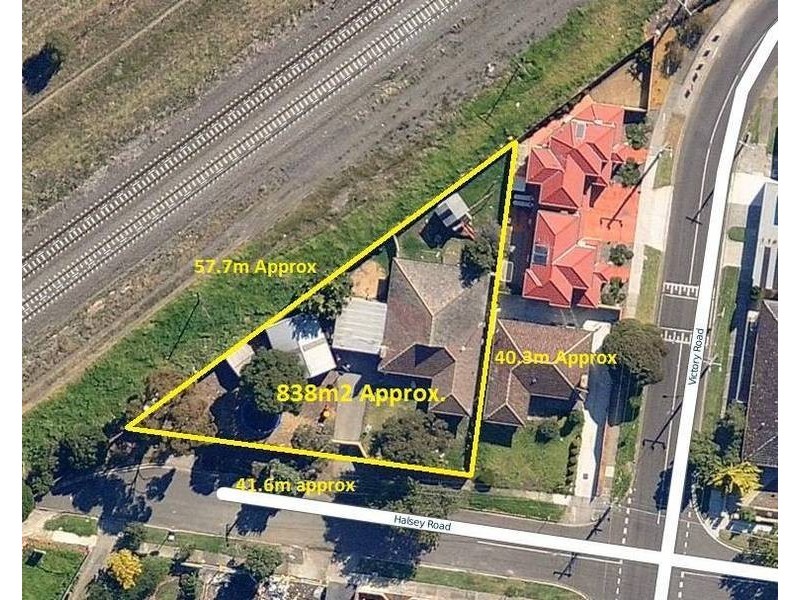 166 Halsey Rd, Airport West VIC 3042