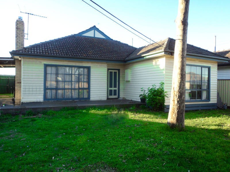 166 Halsey Rd, Airport West VIC 3042