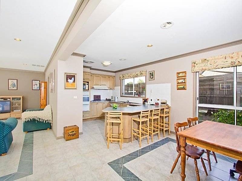 9 Yallop Court, Keilor East VIC 3033