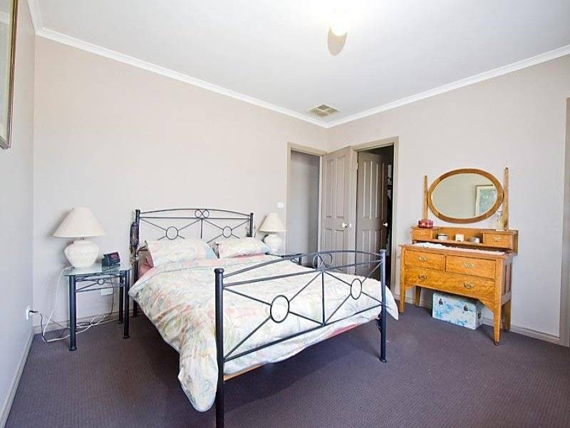 9 Yallop Court, Keilor East VIC 3033