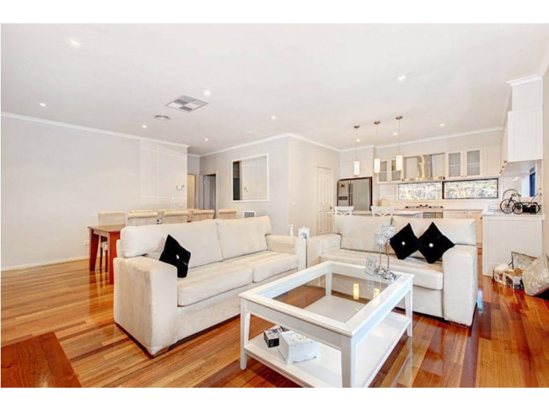 43 Laurence Ave, Airport West VIC 3042