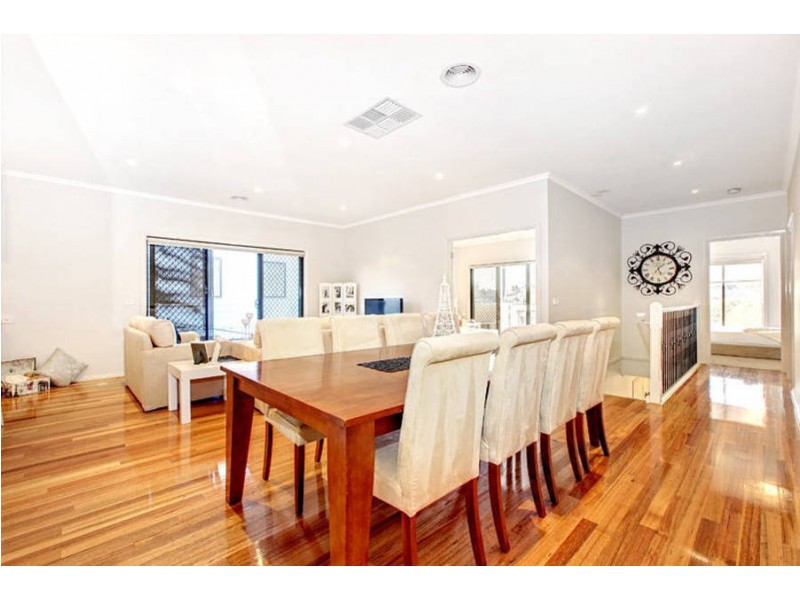 43 Laurence Ave, Airport West VIC 3042