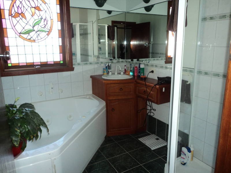 17 Peters Street, Airport West VIC 3042